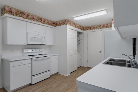 Casa en venta en Spring Hill, Florida, 2 dormitorios, 101.17 m2 № 2113634 - foto 15
