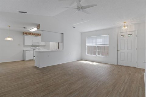 Casa en venta en Spring Hill, Florida, 2 dormitorios, 101.17 m2 № 2113634 - foto 9