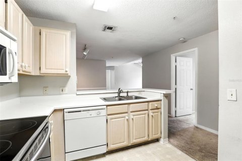 Condominio en venta en Oviedo, Florida, 2 dormitorios, 90.58 m2 № 1910258 - foto 9