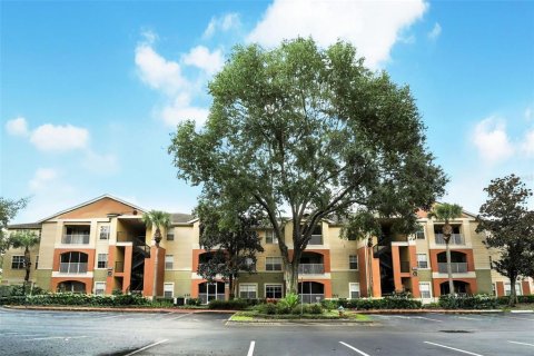 Condominio en venta en Oviedo, Florida, 2 dormitorios, 90.58 m2 № 1910258 - foto 3