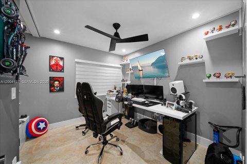 House in West Park, Florida 3 bedrooms, 125.88 sq.m. № 2068551 - photo 10