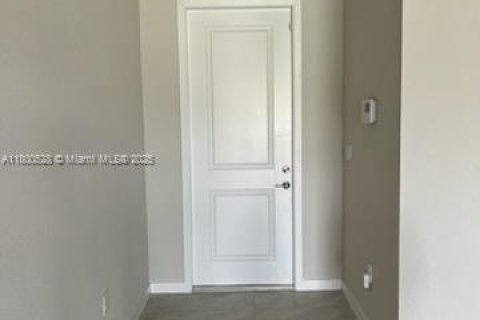 Купить таунхаус в Хомстед, Флорида 4 спальни, 183.95м2, № 1684024 - фото 2