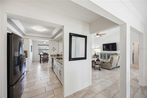 Villa ou maison à vendre à Port Charlotte, Floride: 3 chambres, 170.85 m2 № 2329636 - photo 8