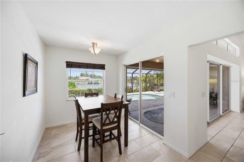 Villa ou maison à vendre à Port Charlotte, Floride: 3 chambres, 170.85 m2 № 2329636 - photo 21