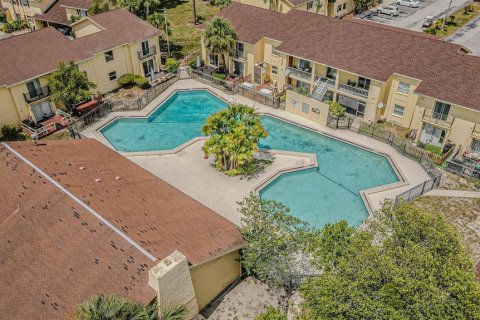 Copropriété à vendre à Tampa, Floride: 2 chambres, 105.72 m2 № 2211342 - photo 30