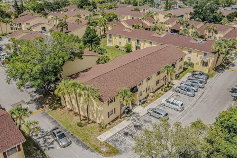 Copropriété à vendre à Tampa, Floride: 2 chambres, 105.72 m2 № 2211342 - photo 29