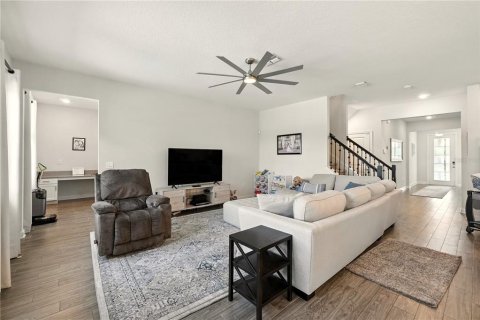 Casa en venta en Orlando, Florida, 5 dormitorios, 312.06 m2 № 1903609 - foto 15