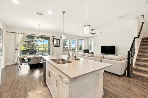 Casa en venta en Orlando, Florida, 5 dormitorios, 312.06 m2 № 1903609 - foto 20