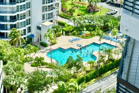 Copropriété à vendre à Aventura, Floride: 2 chambres, 109.72 m2 № 1783806 - photo 7