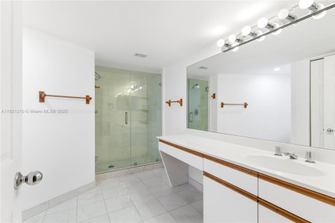Copropriété à vendre à Aventura, Floride: 2 chambres, 109.72 m2 № 1783806 - photo 26