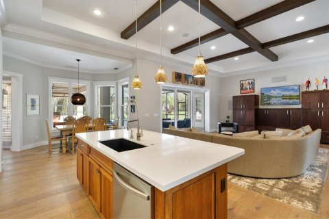 House in Bradenton, Florida 4 bedrooms, 420.66 sq.m. № 1734887 - photo 17
