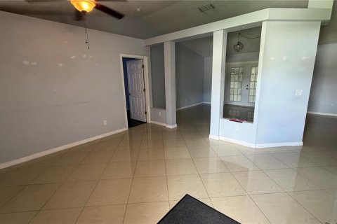 Villa ou maison à louer à Orlando, Floride: 3 chambres, 196.58 m2 № 2388591 - photo 8