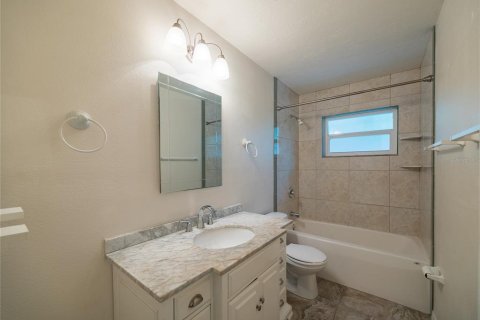 Appartement à louer à Saint Petersburg, Floride: 2 chambres, 79.62 m2 № 2329420 - photo 12
