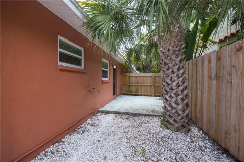 Appartement à louer à Saint Petersburg, Floride: 2 chambres, 79.62 m2 № 2329420 - photo 11