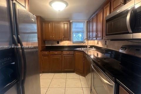 Condo in Pompano Beach, Florida, 2 bedrooms № 1933482 - photo 2