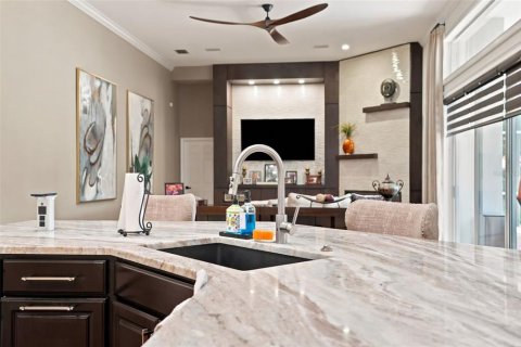 Casa en venta en Wesley Chapel, Florida, 4 dormitorios, 351.82 m2 № 2201766 - foto 15