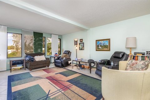 Condo in Bradenton, Florida, 2 bedrooms  № 1552526 - photo 4