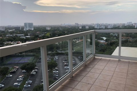 Снять в аренду кондоминиум в Майами, Флорида 1 спальня, 82.31м2, № 2000499 - фото 15