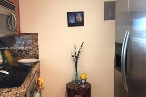 Снять в аренду кондоминиум в Майами, Флорида 1 спальня, 82.31м2, № 2000499 - фото 9