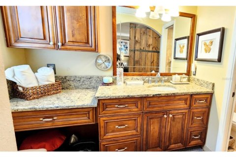 Casa en venta en Temple Terrace, Florida, 4 dormitorios, 180.6 m2 № 1900221 - foto 19