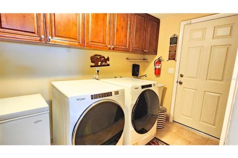 Casa en venta en Temple Terrace, Florida, 4 dormitorios, 180.6 m2 № 1900221 - foto 29