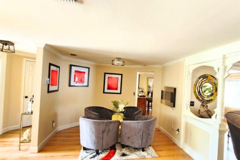 Casa en venta en Temple Terrace, Florida, 4 dormitorios, 180.6 m2 № 1900221 - foto 6