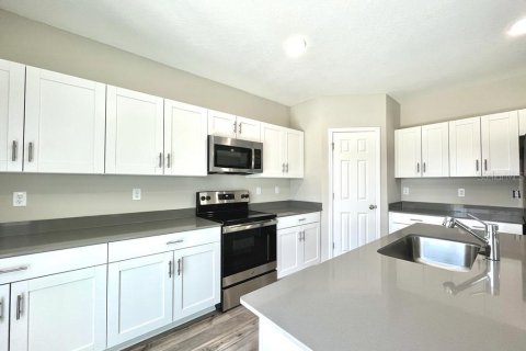 Casa en alquiler en Wesley Chapel, Florida, 5 dormitorios, 229.56 m2 № 1906450 - foto 4