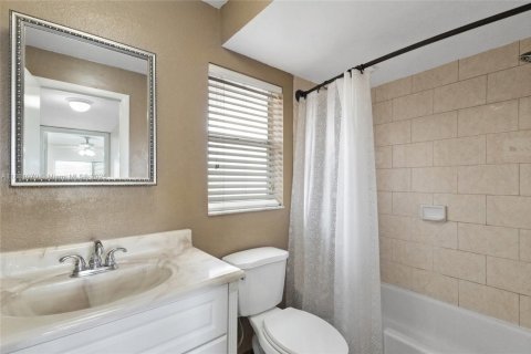 Condominio en venta en Sunrise, Florida, 1 dormitorio, 59.46 m2 № 1925421 - foto 20