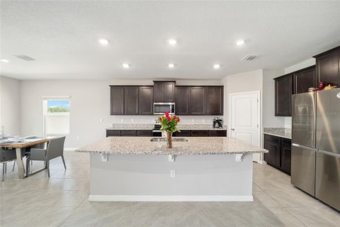 House in Newberry, Florida 4 bedrooms, 227.8 sq.m. № 1628603 - photo 15