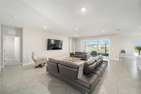 House in Newberry, Florida 4 bedrooms, 227.8 sq.m. № 1628603 - photo 9