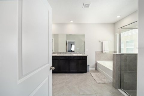 House in Newberry, Florida 4 bedrooms, 227.8 sq.m. № 1628603 - photo 25