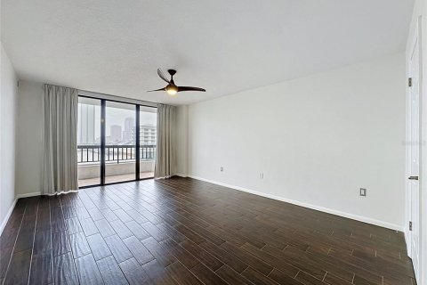 Condominio en venta en Orlando, Florida, 2 dormitorios, 124.3 m2 № 2155972 - foto 18