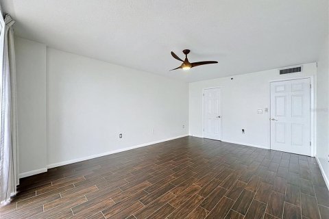 Condominio en venta en Orlando, Florida, 2 dormitorios, 124.3 m2 № 2155972 - foto 19