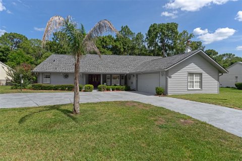 Villa ou maison à vendre à Homosassa, Floride: 3 chambres, 257.8 m2 № 2152250 - photo 4