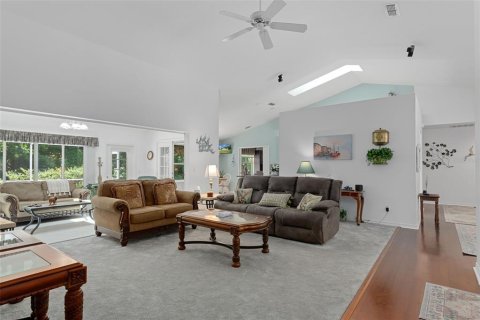 Villa ou maison à vendre à Homosassa, Floride: 3 chambres, 257.8 m2 № 2152250 - photo 11
