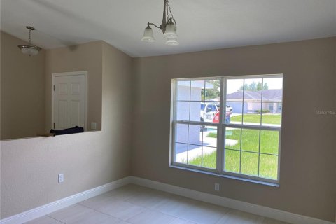 Casa en alquiler en Ocala, Florida, 3 dormitorios, 134.15 m2 № 1771547 - foto 3