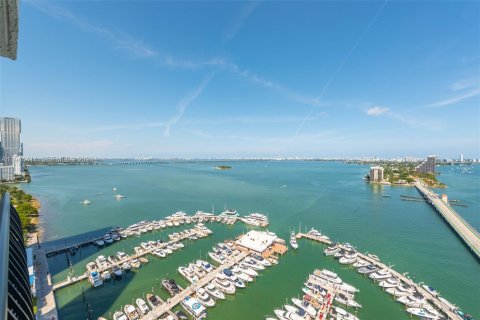 Condominio en venta en Miami, Florida, 1 dormitorio, 82.68 m2 № 2152824 - foto 19