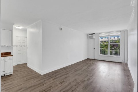 Copropriété à louer à Miami Beach, Floride: 1 chambre, 67.82 m2 № 1994247 - photo 8