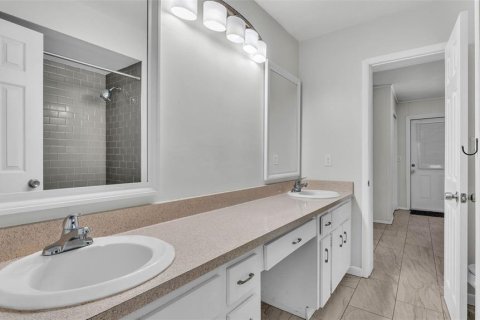 House in Lakeland, Florida 4 bedrooms, 189.71 sq.m. № 1762112 - photo 24