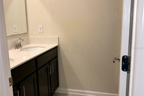 Casa en venta en Kissimmee, Florida, 5 dormitorios, 270.81 m2 № 1751004 - foto 13