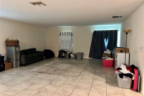 Casa en venta en Kissimmee, Florida, 5 dormitorios, 270.81 m2 № 1751004 - foto 28
