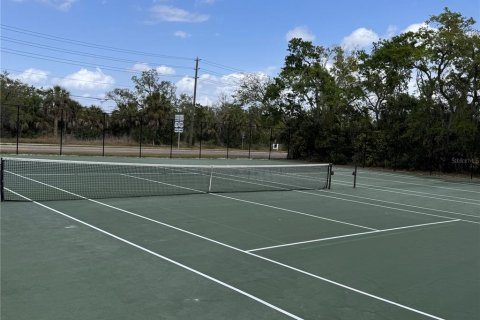 Condominio en venta en Tarpon Springs, Florida, 1 dormitorio, 52.49 m2 № 2226727 - foto 4
