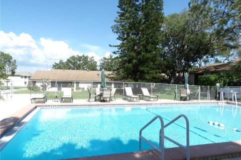 Condominio en venta en Tarpon Springs, Florida, 1 dormitorio, 52.49 m2 № 2226727 - foto 28