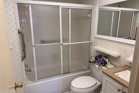 Condominio en venta en Tarpon Springs, Florida, 1 dormitorio, 52.49 m2 № 2226727 - foto 17
