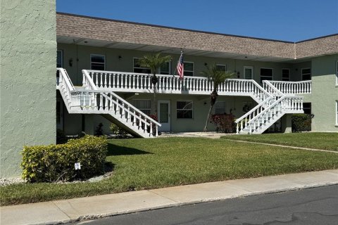 Condominio en venta en Tarpon Springs, Florida, 1 dormitorio, 52.49 m2 № 2226727 - foto 25