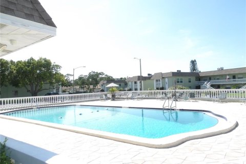 Condominio en venta en Tarpon Springs, Florida, 1 dormitorio, 52.49 m2 № 2226727 - foto 30