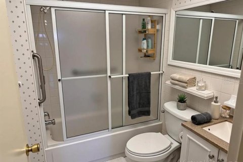 Condominio en venta en Tarpon Springs, Florida, 1 dormitorio, 52.49 m2 № 2226727 - foto 18