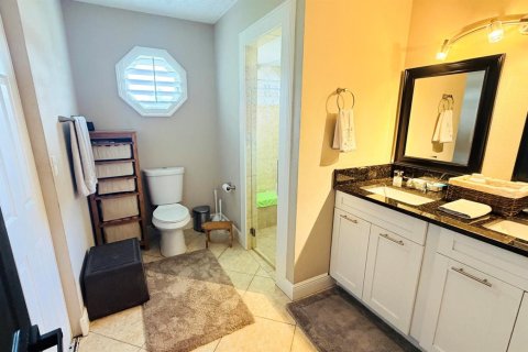 Villa ou maison à vendre à Port St. Lucie, Floride: 4 chambres, 218.32 m2 № 2307098 - photo 14