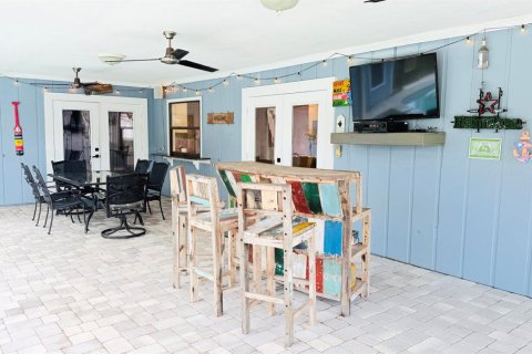 Villa ou maison à vendre à Port St. Lucie, Floride: 4 chambres, 218.32 m2 № 2307098 - photo 3