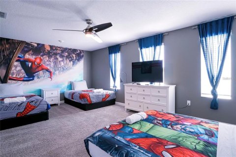 House in Kissimmee, Florida 8 bedrooms, 398.46 sq.m. № 2150709 - photo 22